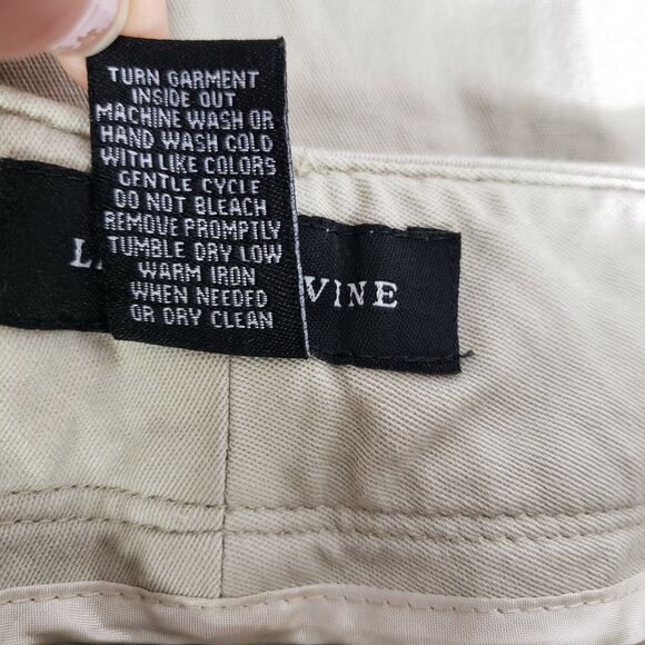 Larry Levine Womens Pants Size 12 Khaki Cropped Capri Cuffed Mid Rise Stretch - Picture 8 of 9